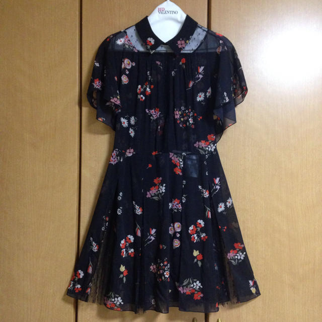 RED VALENTINO - レッドヴァレンティノ ワンピースの通販 by さくら's RED VALENTINO - レッドヴァレンティノ ワンピースの通販 by さくら's