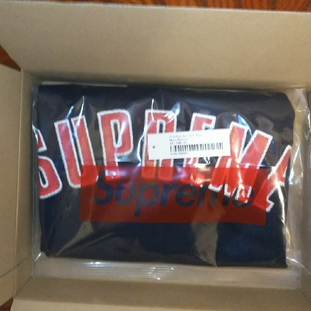 Supreme(シュプリーム)の18aw supreme printed Arc s/s top メンズのトップス(Tシャツ/カットソー(半袖/袖なし))の商品写真