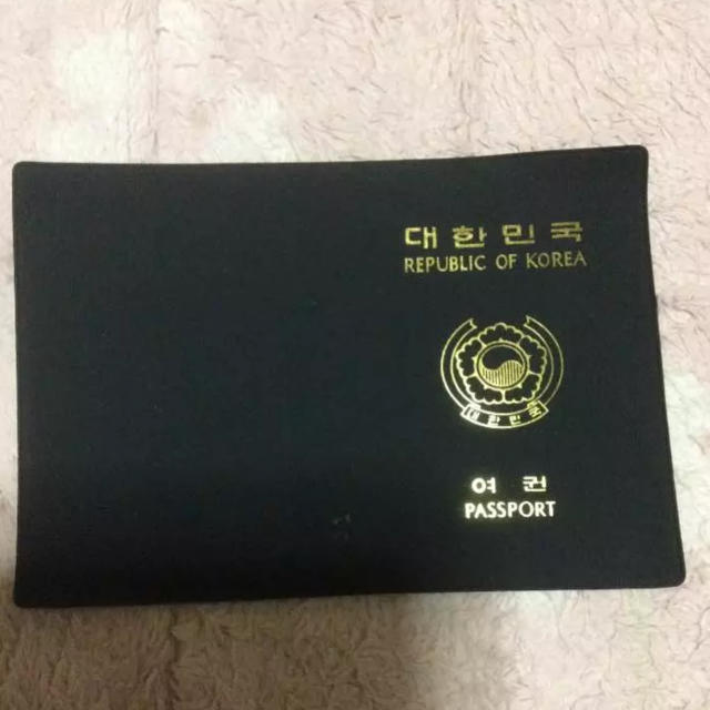 韓国パスポートケースの通販 By Ykrn S Shop ラクマ