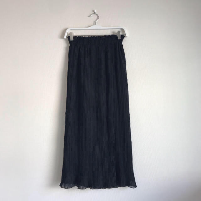 Lochie(ロキエ)のブラックフラワー柄 プリーツスカート リバーシブル レディースのスカート(ロングスカート)の商品写真