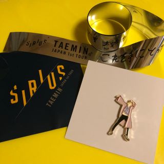 シャイニー(SHINee)のテミン ピンバッチ さよならひとり ＋ 銀テープ付き(アイドルグッズ)