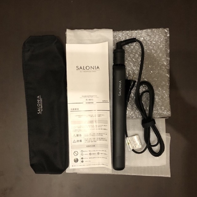 サロニア SALONIA ストレートアイロン 新品未使用正規品 黒色‼️　  スマホ/家電/カメラの美容/健康(ヘアアイロン)の商品写真
