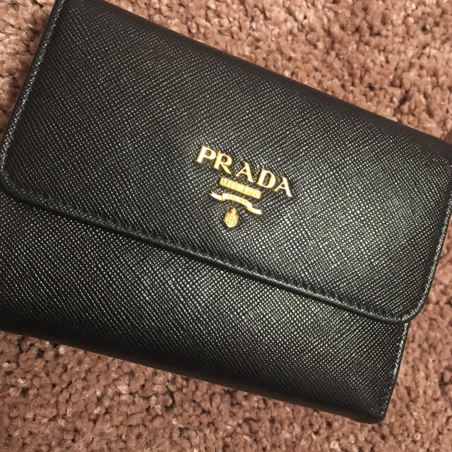 PRADA(プラダ)のゆかゆか様専用 レディースのファッション小物(財布)の商品写真