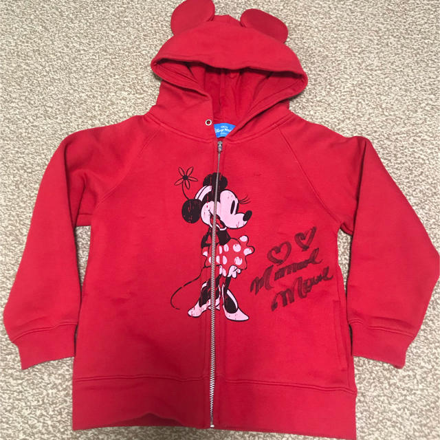 Disney(ディズニー)のミニー 耳付きパーカー 120センチ サイン有 キッズ/ベビー/マタニティのキッズ服女の子用(90cm~)(ジャケット/上着)の商品写真