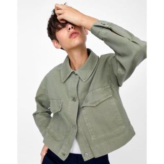 ザラ(ZARA)の今期♡クロップドジャケット(ミリタリージャケット)