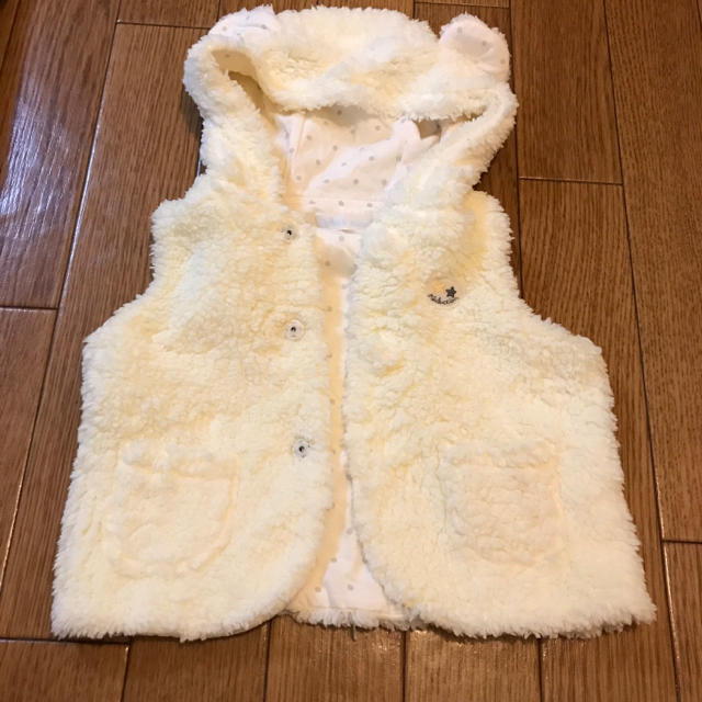 BeBe(ベベ)の新品♡くまさんベスト キッズ/ベビー/マタニティのベビー服(~85cm)(その他)の商品写真