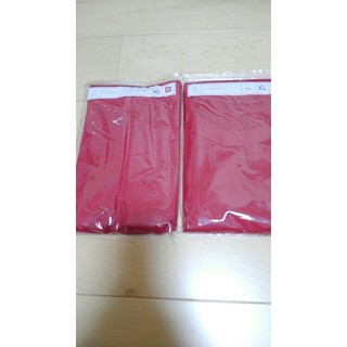 ユニクロ(UNIQLO)のUNIQLO ユニクロ　ノースリーブT  レッド　XLサイズ　2個セット(Tシャツ/カットソー(半袖/袖なし))