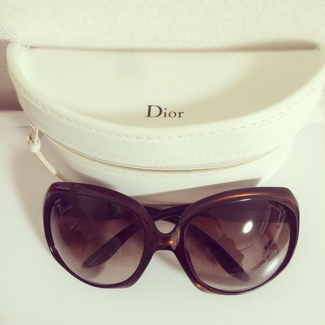 Christian Dior(クリスチャンディオール)のDior♡グロッシー レディースのファッション小物(サングラス/メガネ)の商品写真
