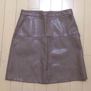 ザラ(ZARA)のZARA レザースカート(ひざ丈スカート)