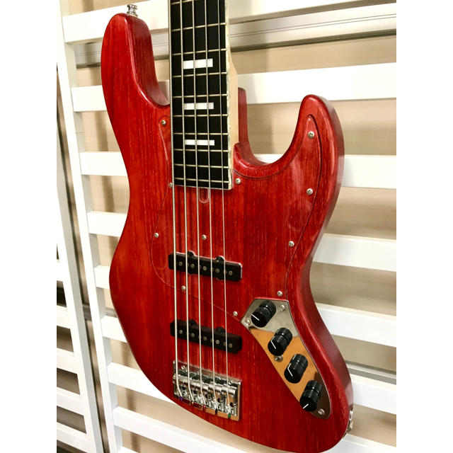 Bacchus WOODLINE DX5 AC / RED-OIL 楽器のベース(エレキベース)の商品写真