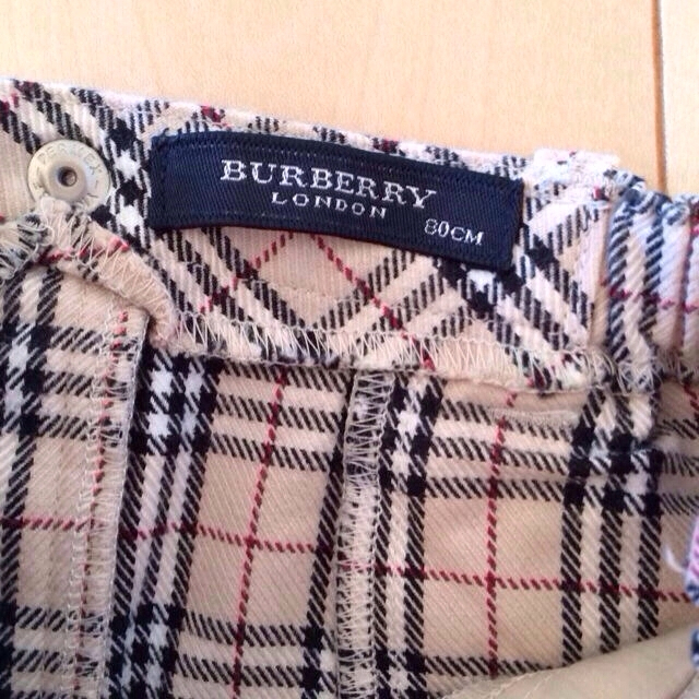 BURBERRY(バーバリー)のBURBERRY チェック柄パンツ 80 キッズ/ベビー/マタニティのキッズ服男の子用(90cm~)(その他)の商品写真