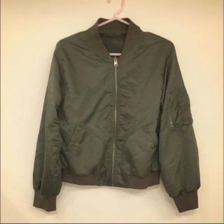 ダブルクローゼット(w closet)の値下げしました！w closet ブルゾン カーキ リバーシブル(ブルゾン)