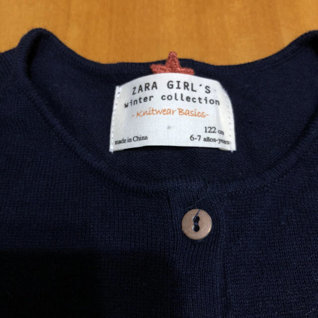 ZARA(ザラ)のZARA GIRLS カーディガン 122cm 濃紺 キッズ/ベビー/マタニティのキッズ服女の子用(90cm~)(カーディガン)の商品写真