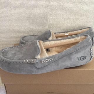 アグ(UGG)のugg モカシン アンスレー ライトグレー(スリッポン/モカシン)