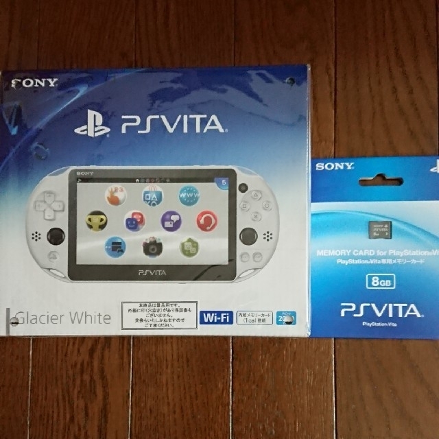 PlayStation Vita(プレイステーションヴィータ)のメモリーカードつき psvita 2000  エンタメ/ホビーのゲームソフト/ゲーム機本体(携帯用ゲーム機本体)の商品写真