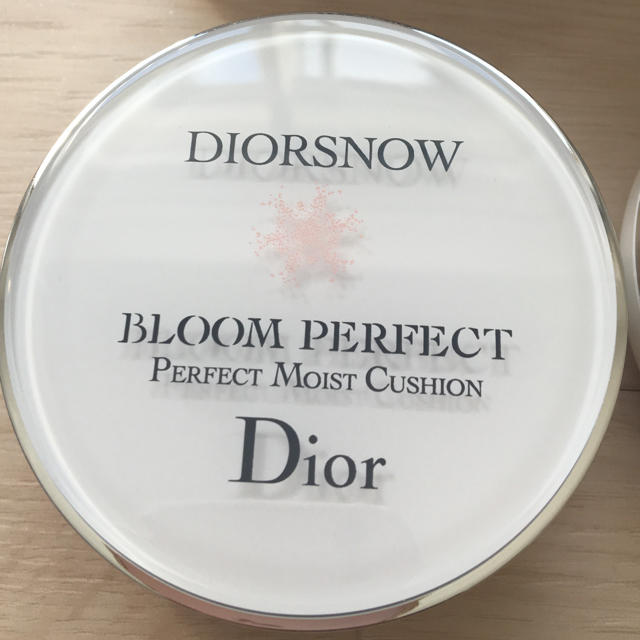 Dior    スノーブルーム パーフェクト クッション