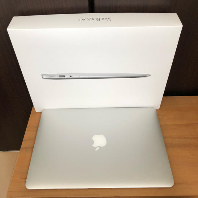 MacBook Air (13-inch 2017)のサムネイル