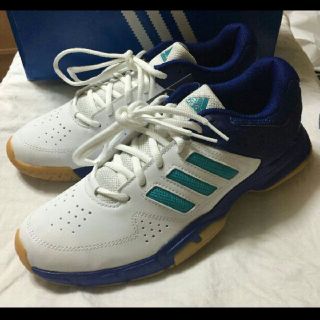 アディダス 体育館シューズ バドミントンの通販 1点 Adidasのスポーツ アウトドアを買うならラクマ アディダス 体育館シューズ バドミントンの通販 1点 Adidasのスポーツ アウトドアを買うならラクマ