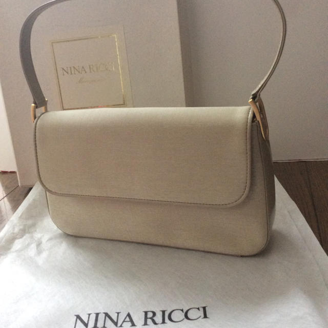 NINA RICCI(ニナリッチ)のニナリッチ 七五三、入園入学式に使える ハンドバック  レディースのバッグ(ハンドバッグ)の商品写真