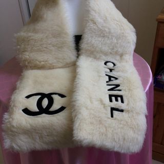 CHANEL - CHANELマフラーの通販 by うずりん's shop｜シャネルならラクマ