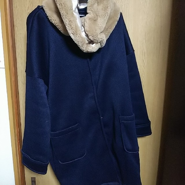 未使用ファー付き☆シンプルコート レディースのジャケット/アウター(ロングコート)の商品写真