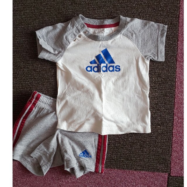 adidas(アディダス)のベビー服  アディダス  size70 キッズ/ベビー/マタニティのベビー服(~85cm)(Ｔシャツ)の商品写真