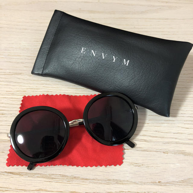 ENVYM(アンビー)のENVYM  サングラス レディースのファッション小物(サングラス/メガネ)の商品写真