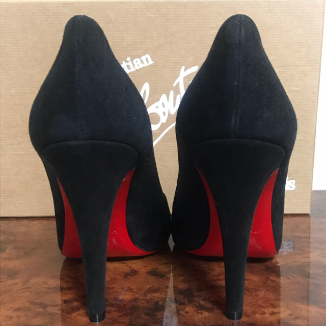 Christian Louboutin(クリスチャンルブタン)の◆◆新品 未使用◆◆ クリスチャン ルブタン   レディースの靴/シューズ(ハイヒール/パンプス)の商品写真