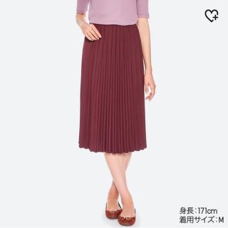 ユニクロ(UNIQLO)のユニクロ クレーププリーツスカート(ロングスカート)