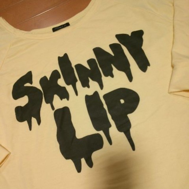 Skinny Lip(スキニーリップ)の◆スキニーリップ◆タレロゴカットソー◆YW◆ レディースのトップス(カットソー(長袖/七分))の商品写真