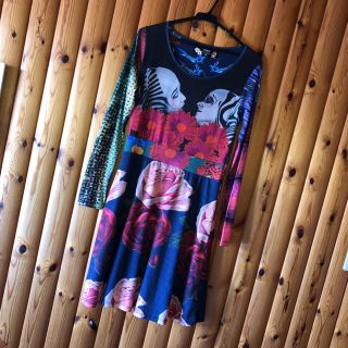 デシグアル(DESIGUAL)の✨デシグアル×シルク・ド・ソレイユ✨ワンピース(ひざ丈ワンピース)