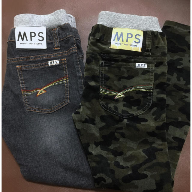 MPS(エムピーエス)の未使用☆MPS ボトムス ２本セット 130cm キッズ/ベビー/マタニティのキッズ服男の子用(90cm~)(パンツ/スパッツ)の商品写真