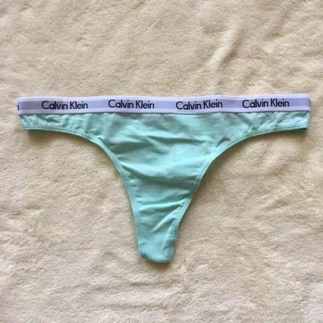 Calvin Klein(カルバンクライン)のCK Tバック ボトム ティファニーブルー、白、ボーダー 3点 レディースの下着/アンダーウェア(ショーツ)の商品写真