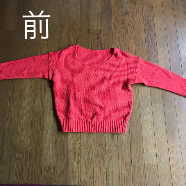 GU(ジーユー)の赤ニット レディースのトップス(ニット/セーター)の商品写真