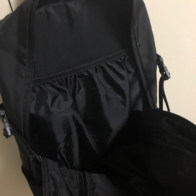 Supreme 17ss backpack 1