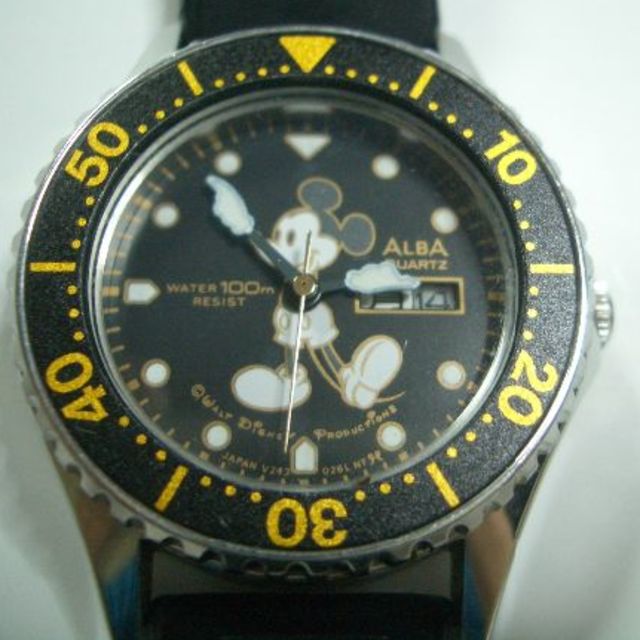 ALBA(アルバ)のレディース用　ALBA　ミッキーマウス　ダイバーズウォッチ レディースのファッション小物(腕時計)の商品写真