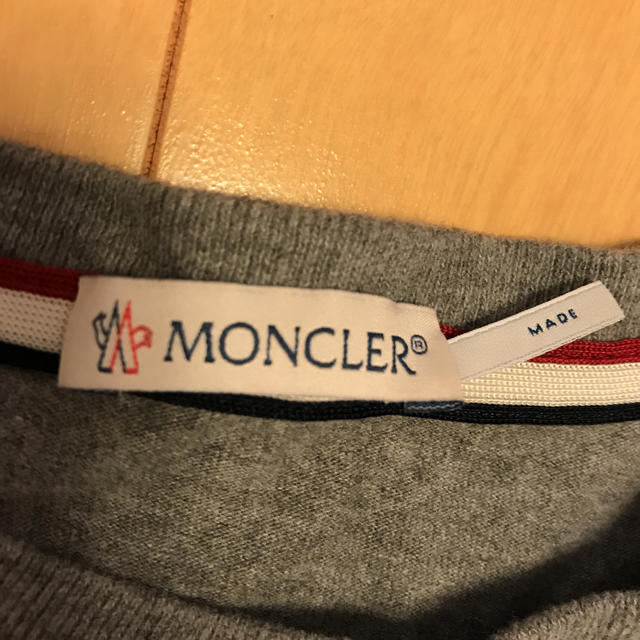 MONCLER(モンクレール)のモンクレーボーダー長袖Tシャツ レディースのトップス(Tシャツ(長袖/七分))の商品写真