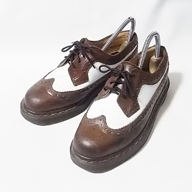 Dr.Martens(ドクターマーチン)の
名作希少ツートン!ドクターマーチンウィングチップローファー人気茶白ビンテージ！ レディースの靴/シューズ(ローファー/革靴)の商品写真