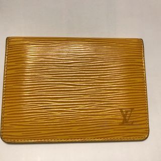 ルイヴィトン(LOUIS VUITTON)の☆ルイヴィトン エピ 定期入れ、名刺入れ イエロー(名刺入れ/定期入れ)