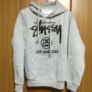 ステューシー(STUSSY)のstussy スウェットトレーナー(トレーナー/スウェット)