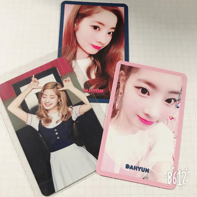 お土産商品 TWICE SIGNAL サノク 特典 ダヒョン トレカ アイドル www