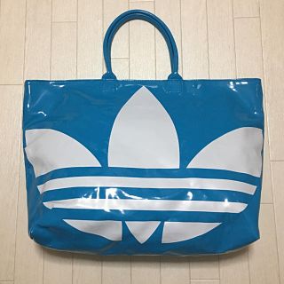 アディダス(adidas)のadidas Originals ビーチ ショッパー ビッグロゴ トート バッグ(トートバッグ)