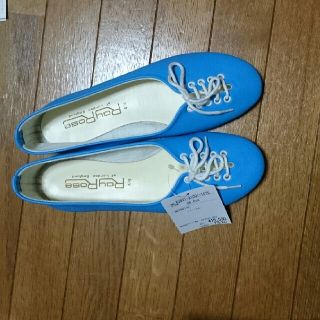 タータンショップヨーク(TARTANSHOP YORK)の【新品。タグ付】YORKのブルーのレザーバレエシューズ👞(バレエシューズ)