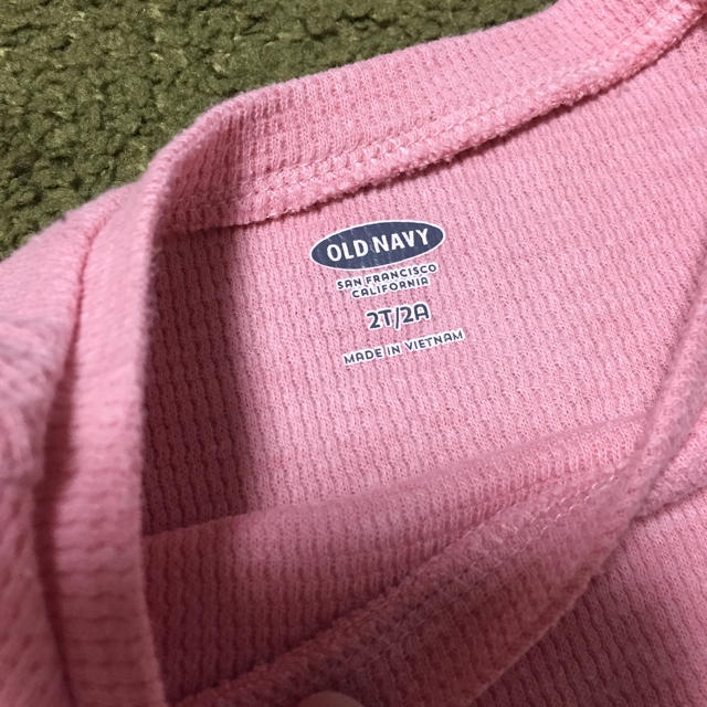 Old Navy(オールドネイビー)のキッズロンＴ キッズ/ベビー/マタニティのキッズ服女の子用(90cm~)(Tシャツ/カットソー)の商品写真