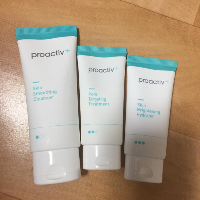 proactiv(プロアクティブ)のプロアクティブプラス 3ステップ コスメ/美容のスキンケア/基礎化粧品(洗顔料)の商品写真