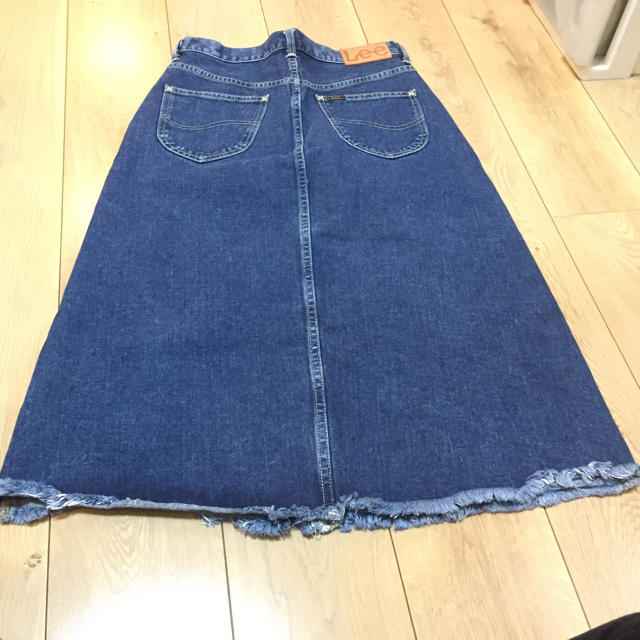 Lee(リー)の新品♡未使用 デニムミドル丈スカート レディースのスカート(ロングスカート)の商品写真
