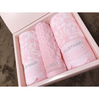 ジルスチュアート(JILLSTUART)のジルスチュアート タオル(タオル/バス用品)