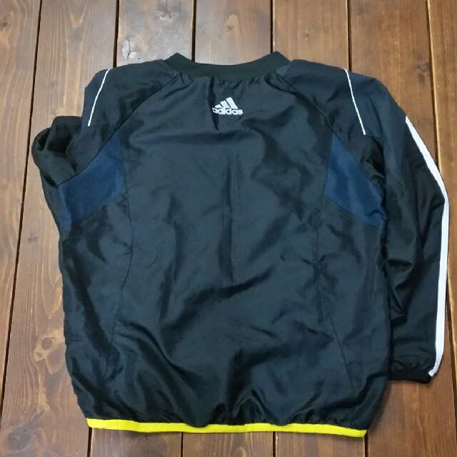 adidas(アディダス)のadidas アディダス　キッズ用ピステ　 裏地メッシュ　size　130 スポーツ/アウトドアのサッカー/フットサル(ウェア)の商品写真