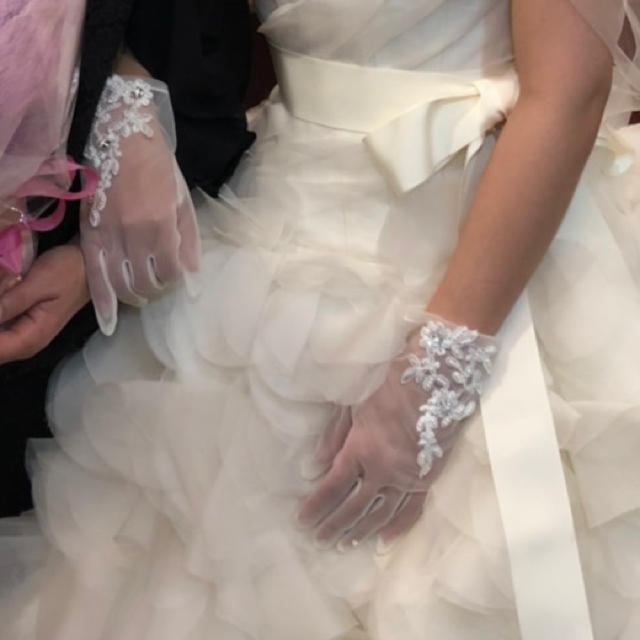 Vera Wang(ヴェラウォン)のAnnan Wedding♡ショートグローブ レディースのフォーマル/ドレス(ウェディングドレス)の商品写真