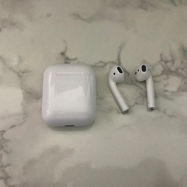 Airpods 正規品